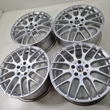Volkswagen Golf 7, Golf 8