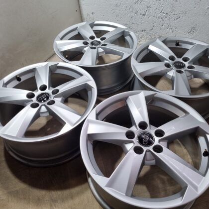 Audi 7j, ET45