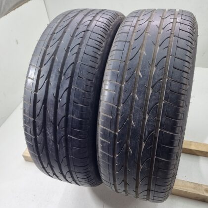 Bridgestone 235/45 R19