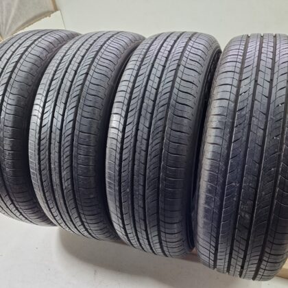 Maxxis 215/60 R17