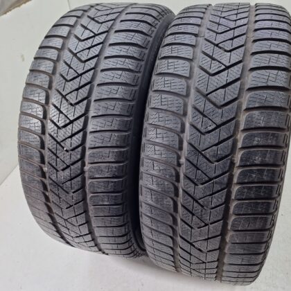Pirelli 245/45 R18