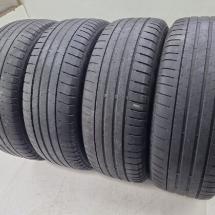Bridgestone 225/60 R17