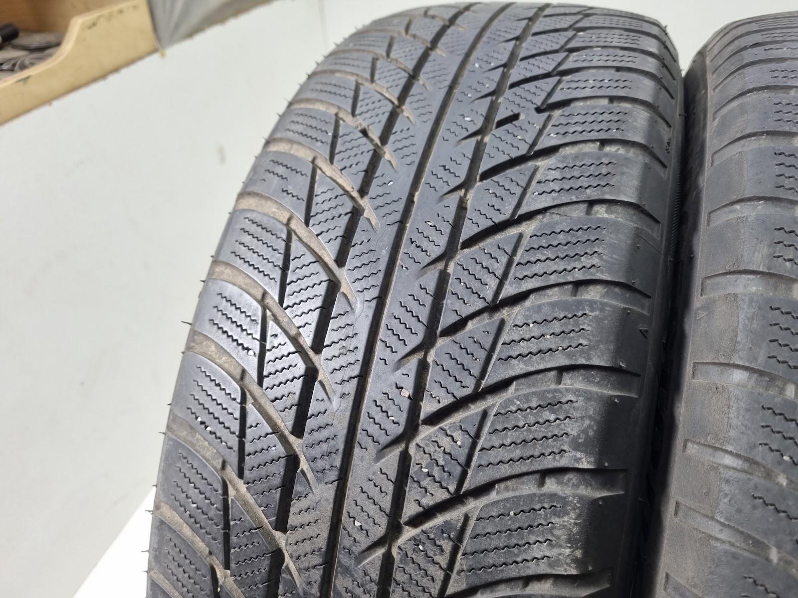 Bridgestone 205/60 R17 - Image 2