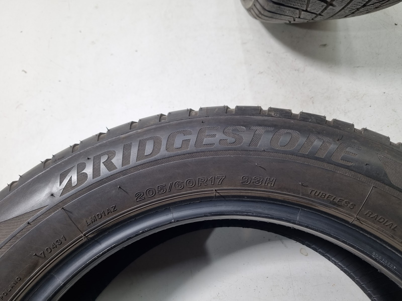 Bridgestone 205/60 R17 - Image 6