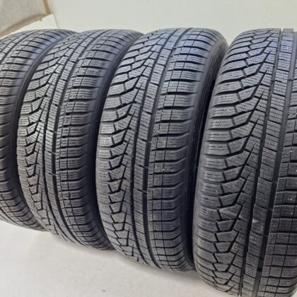 Hankook 215/60 R17