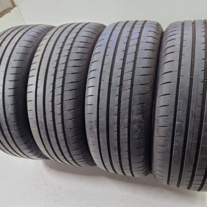 Goodyear 235/55 R18
