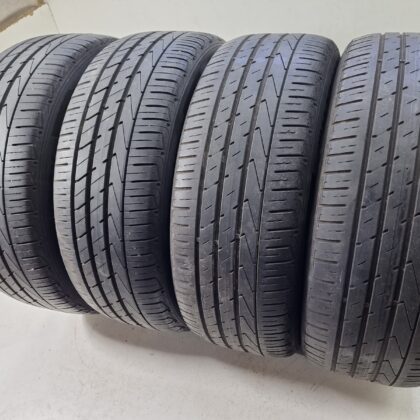 Hankook 235/55 R18