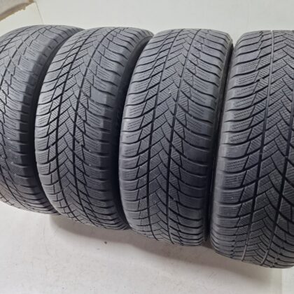 Bridgestone 225/55 R18