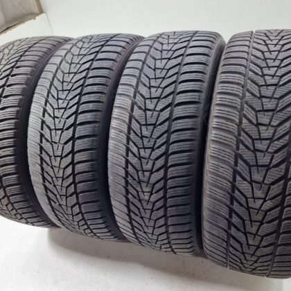 Hankook 225/45 R19