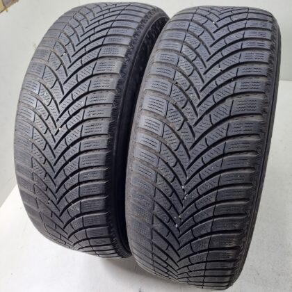 Semperit 215/55 R18