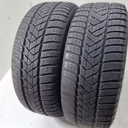 Pirelli 225/45 R18