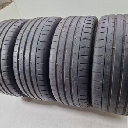 Kumho 225/35 R19
