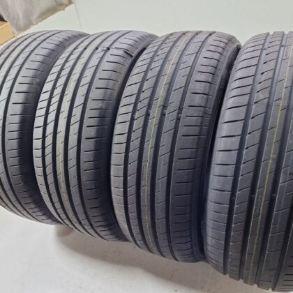 Nexen 225/55 R18