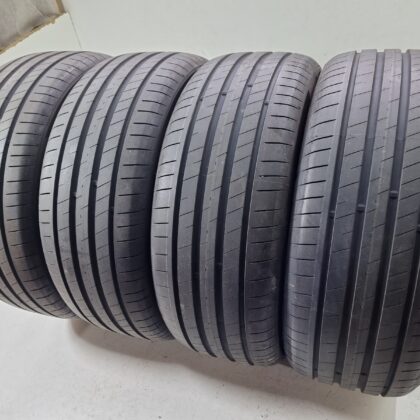 Nexen 225/55 R18