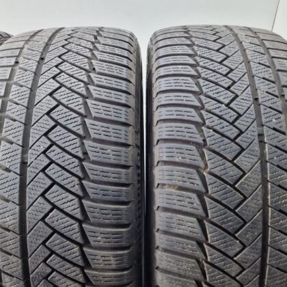 Continental 245/45 R18