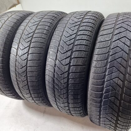 Pirelli 235/65 R17